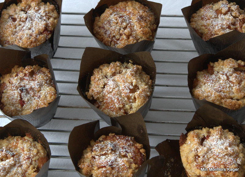 Æble-kanel muffins med crumble topping