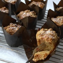 Æble-kanel muffins med crumble topping